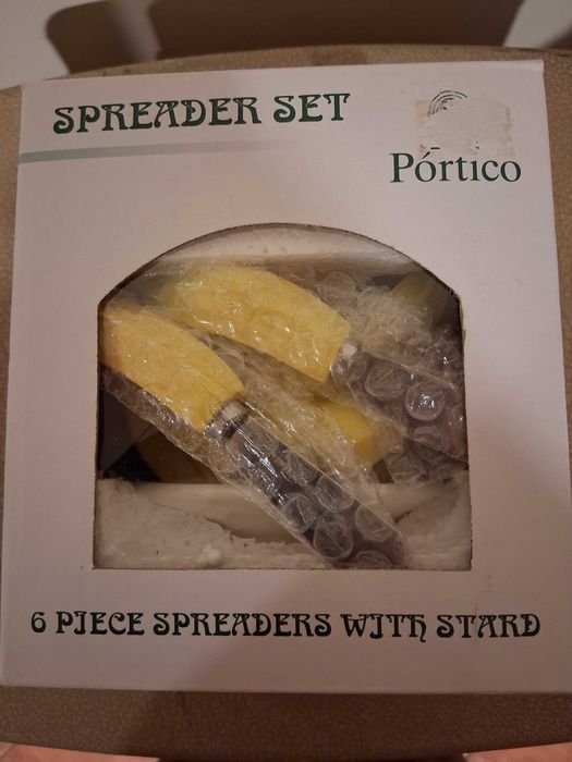 Peças para barrar pão com suporte