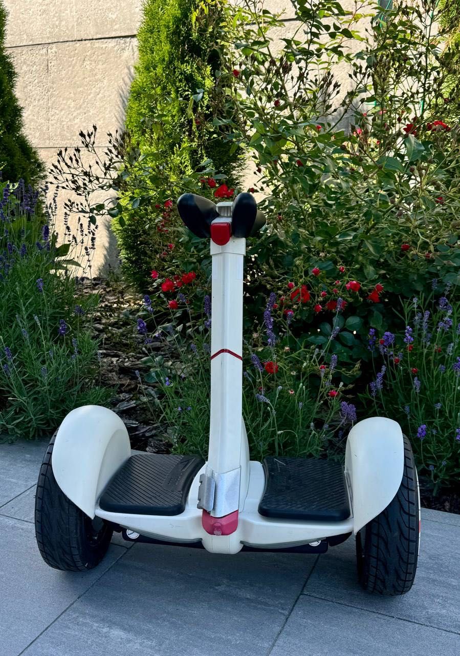 Продам  Гіроскутер Segway Ninebot Mini PRO Гіроборд З Ручкою Білий, БУ