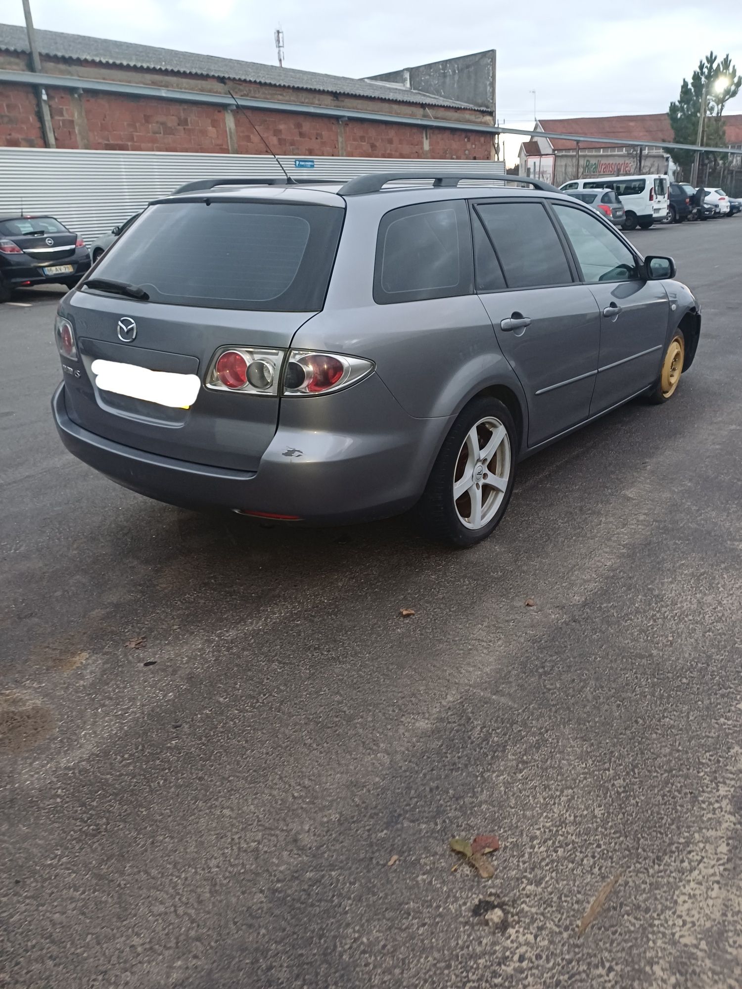 Mazda 6 para peças