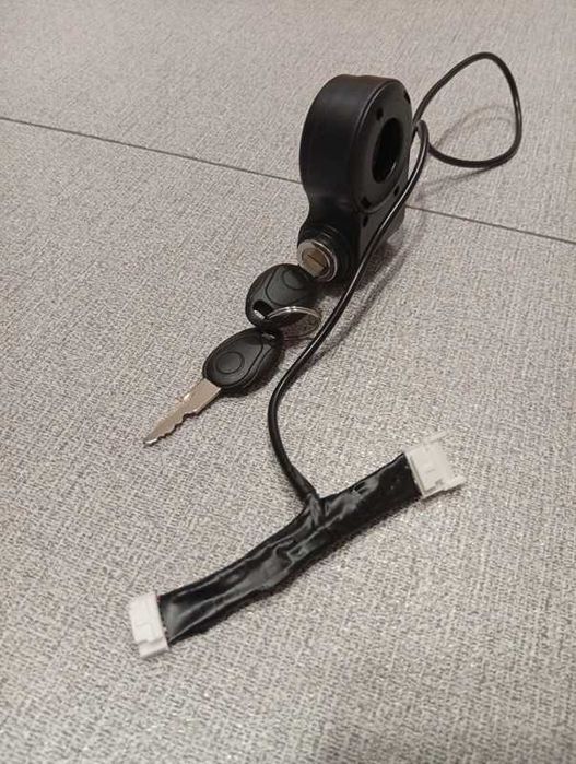 KuKirin G2 Kluczyk zapłonowy i przedłużacz kabla