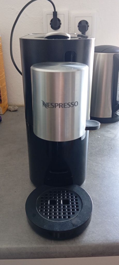 Máquina de Café KRUPS Nespresso Atelier XN890