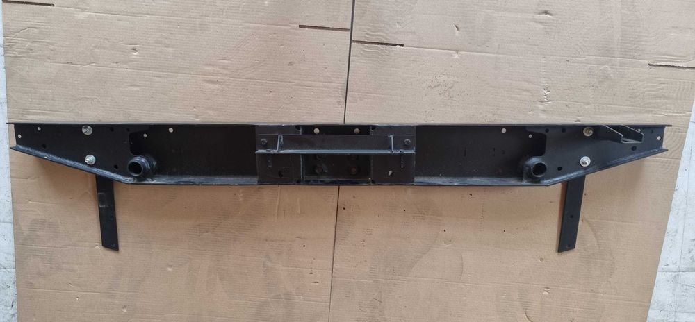 Tylna belka ramy zderzaka Land Rover Defender