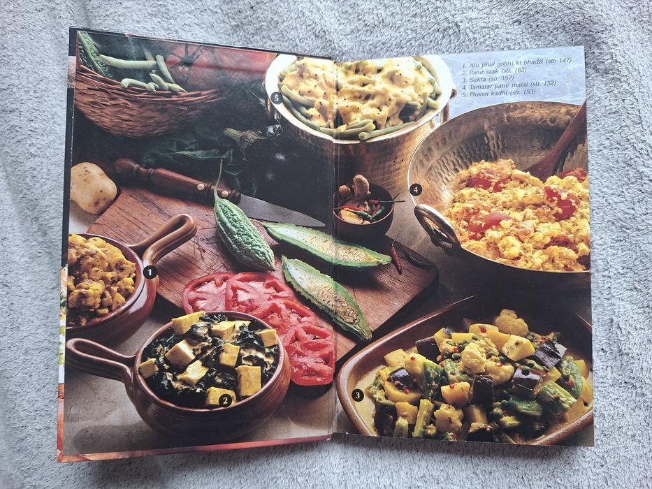 Kuchnia Kryszny: indyjskie potrawy wegetariańskie - Adiraja Dasa