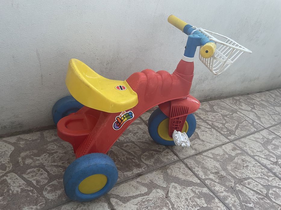 Triciclo para criança