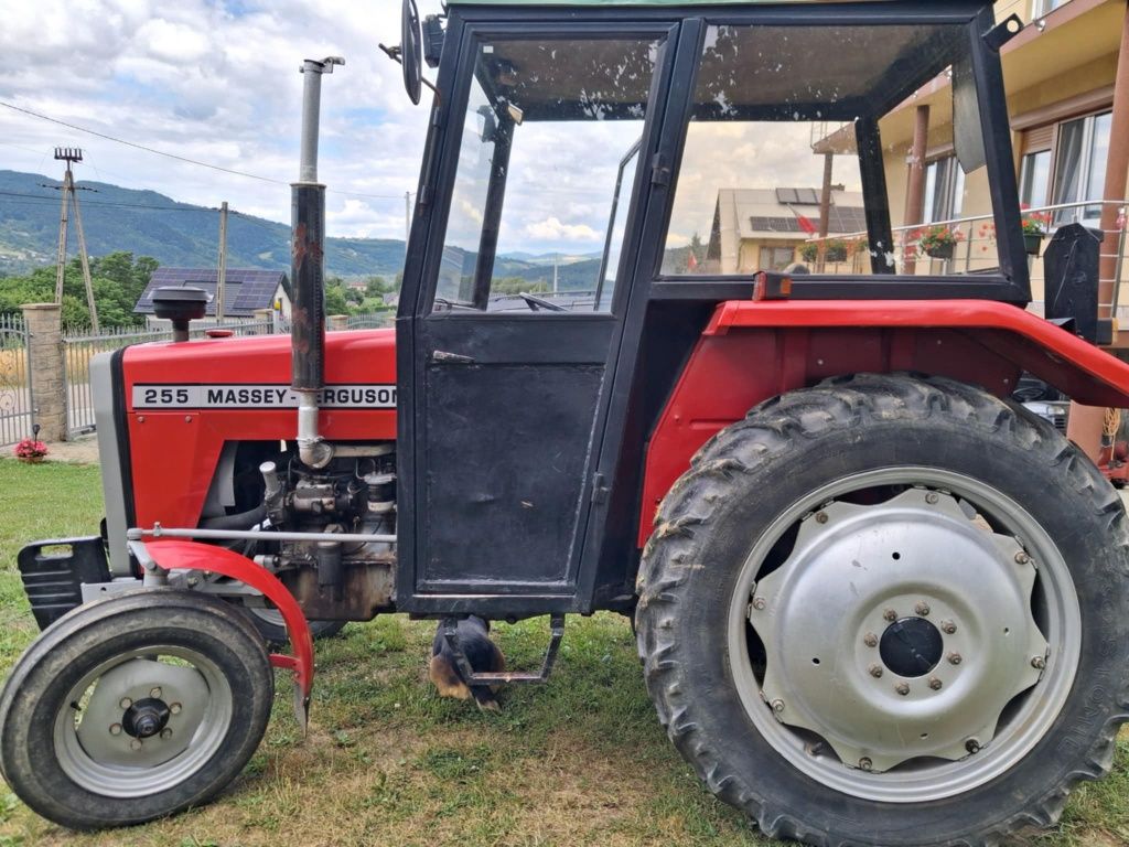 Ciągnik ferguson 255