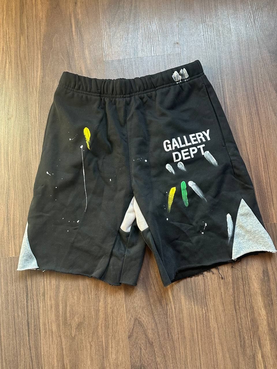 Шорти Gallery dept