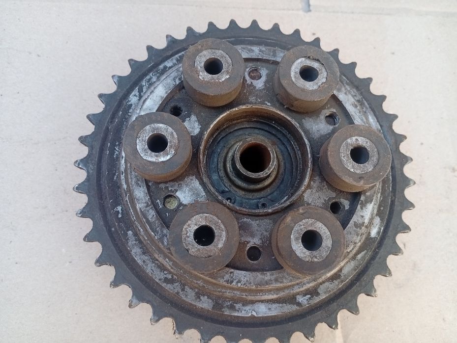 Задня зірочка і ступиця Мінськ 125