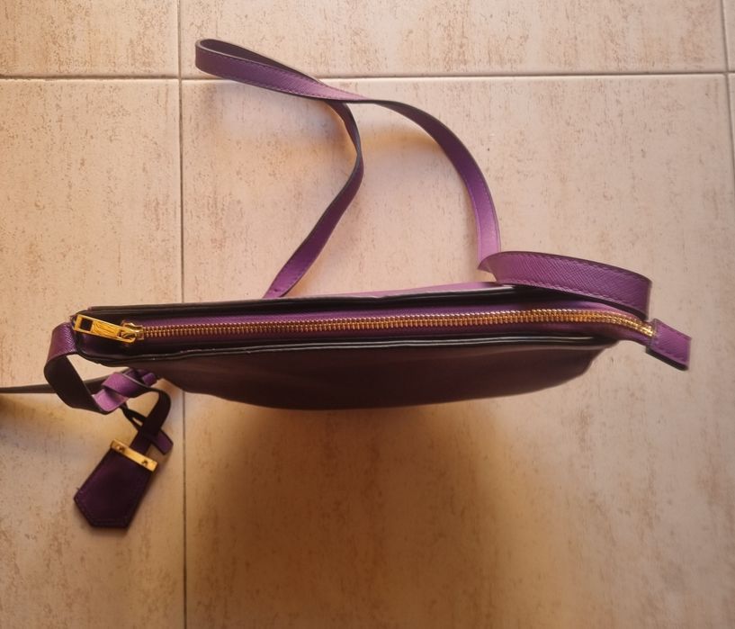 Mala formato meia lua