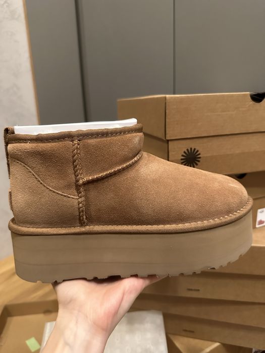 Натуральні, 5 см підошва! UGG mini platform уггі в наявності.