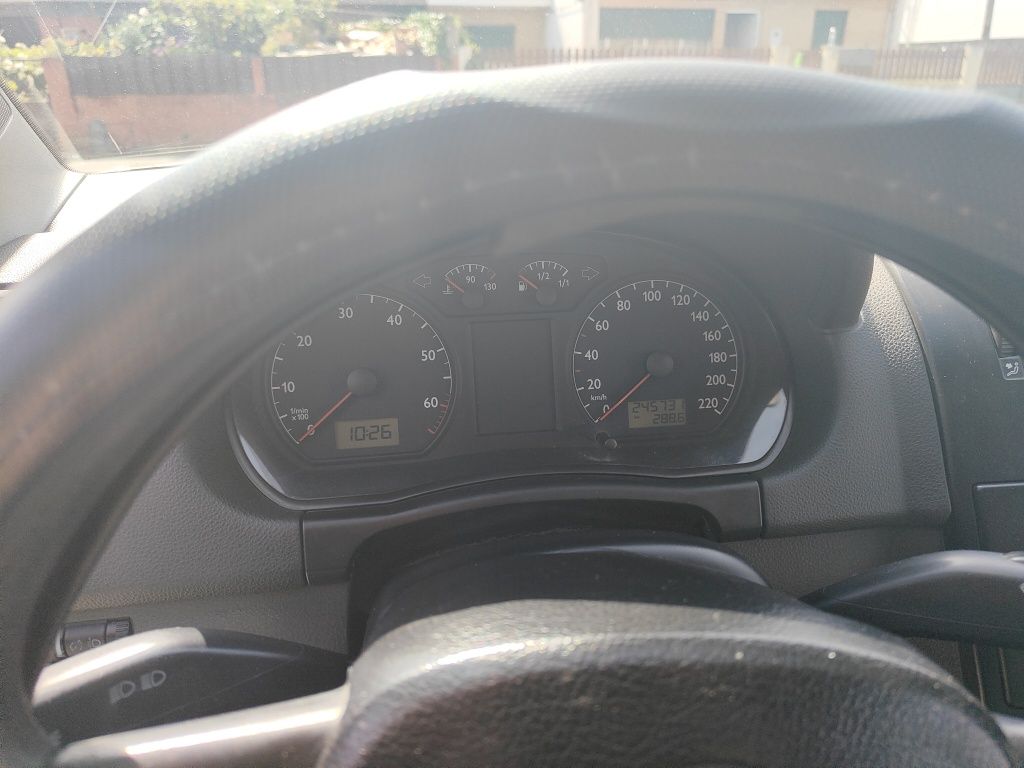 Vendo ou troco polo 2003