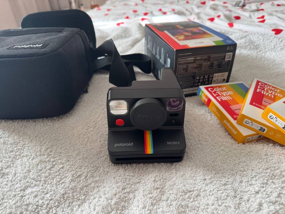 Камера Polaroid Now+ i-Type. Generation 3