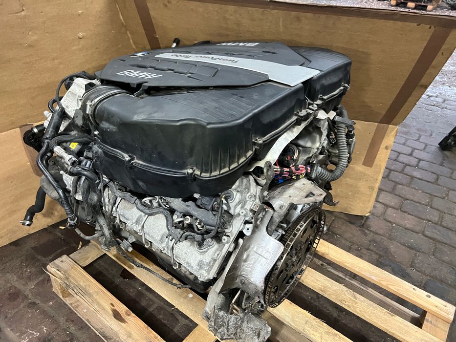 Bmw F01 F10 F11 F06 E70 silnik kompletny N63B44A 407KM