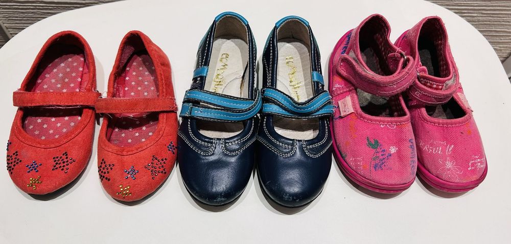 Взуття дитяче. Розмір 24-25.