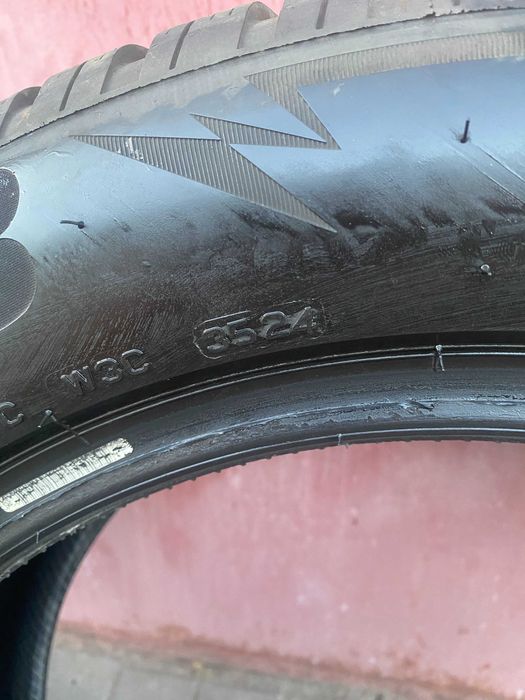 2 зимові шини R18 235/55 104H Bridgestone Blizzak LM 005 2024 року