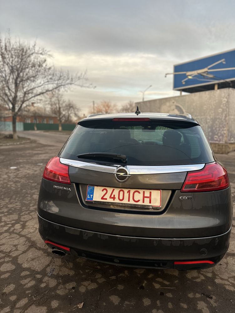 Opel insignia 2.0 cdti