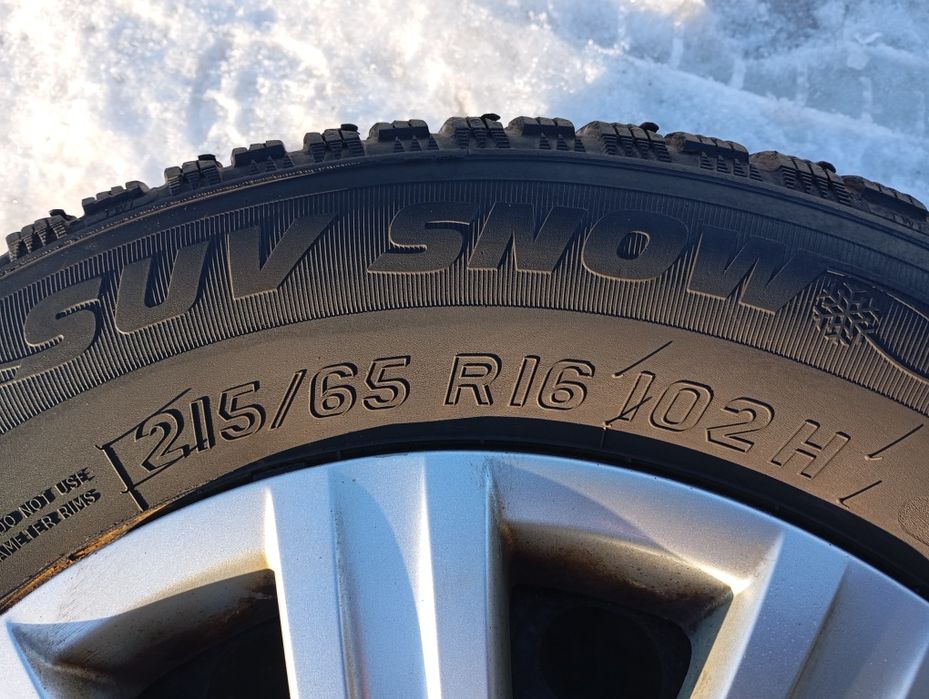 VW. Opony zimowe z felgami