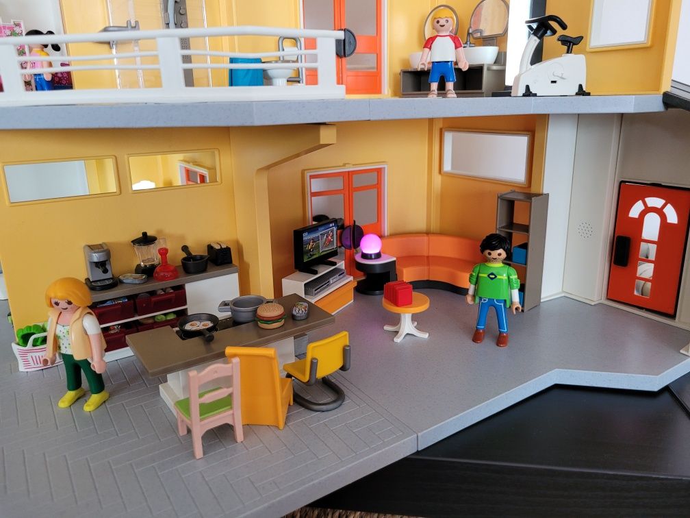 Casa Moderna Playmobil Ref. 9266.