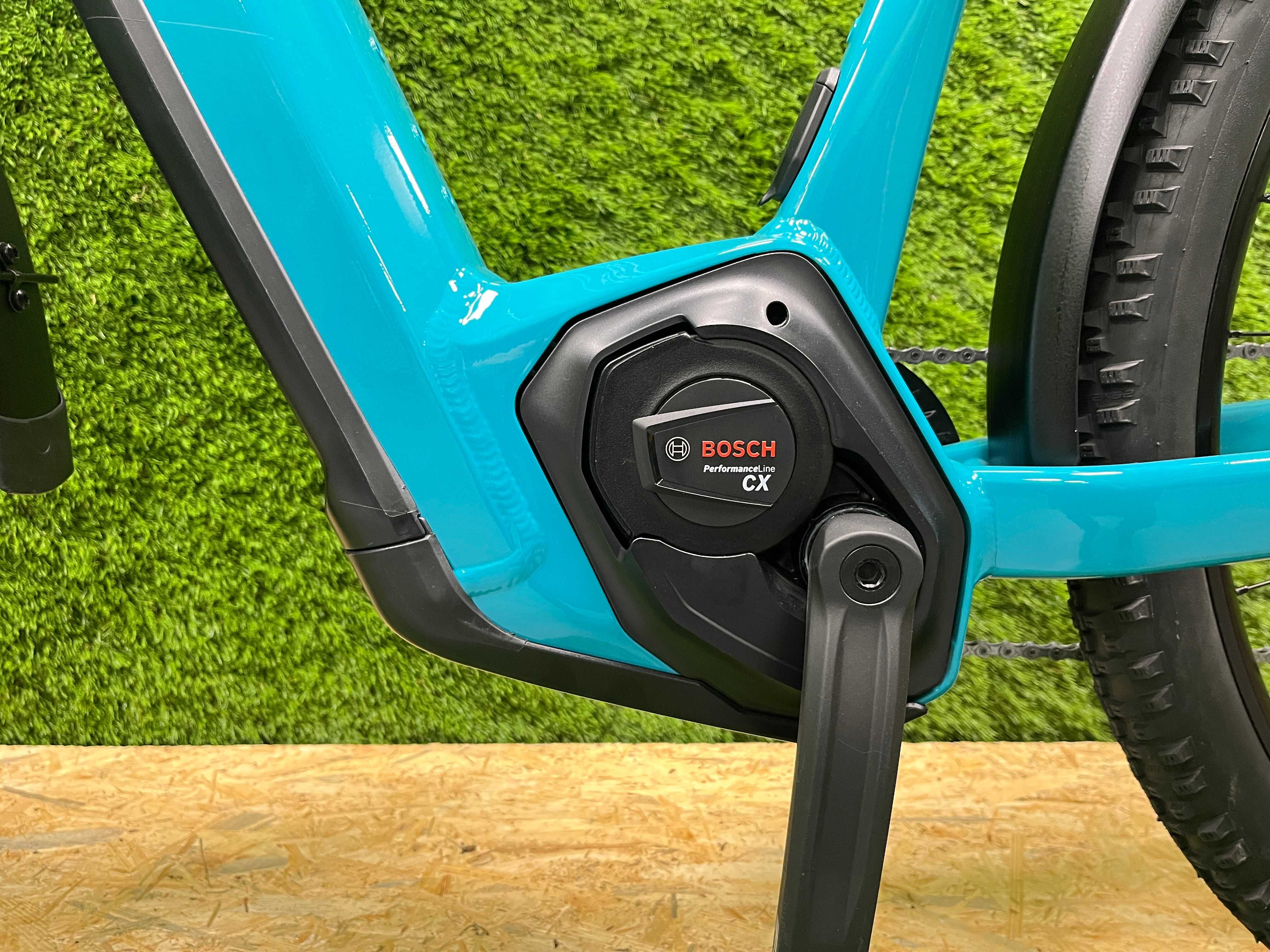 Rower elektryczny FOCUS - AVENTURA2  6.7 - Oferta Specjalna!
