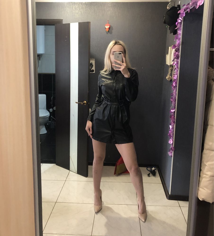 платье Stradivarius . Новое! Размер M. Очень выгодно!