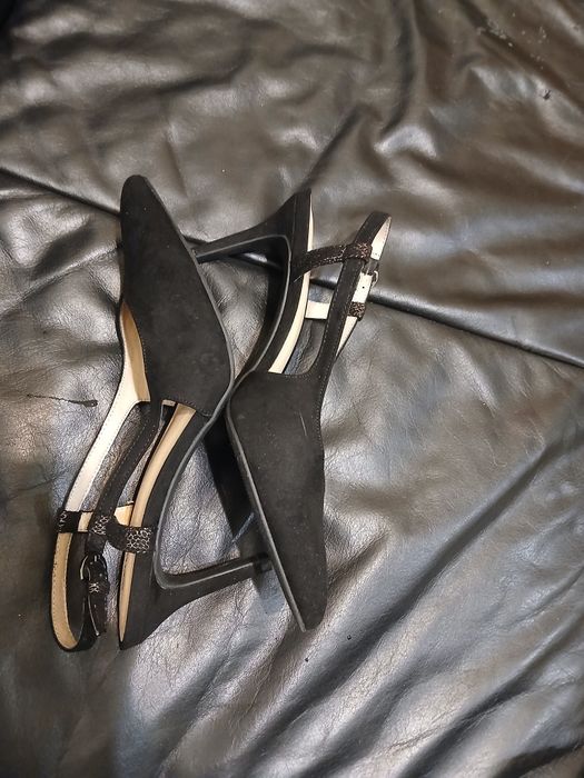 Легкі ,удобні ,один раз взуті.