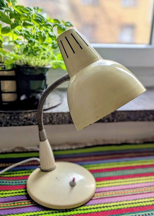 Perełka kolekcjonerska! Stara lampka biurkowa typ 1118 PRL - Gałecki!!