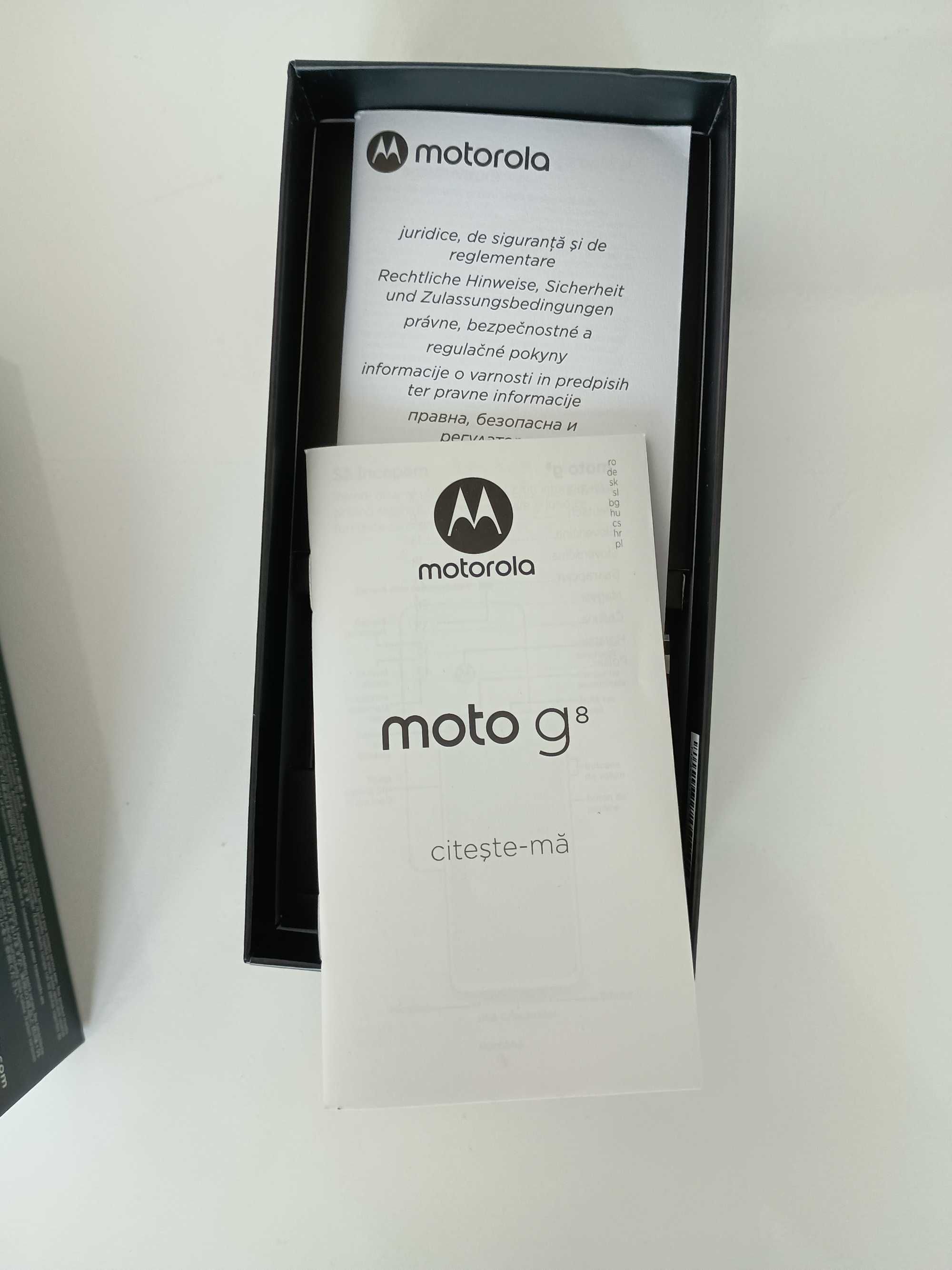 Motorola G8 XT2045-2 4/64GB Dual SIM Granat USZKODZONY EKRAN Czyżkówko