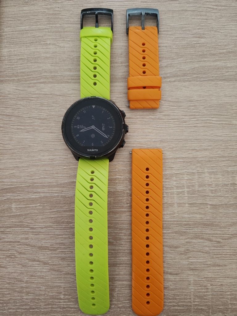 Suunto 9 + dodatkowy pasek + dodatkowy kabel