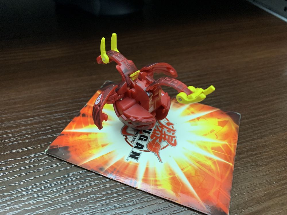 Bakugan BakuSteel Altair Red Pyrus New Vestoria 600g