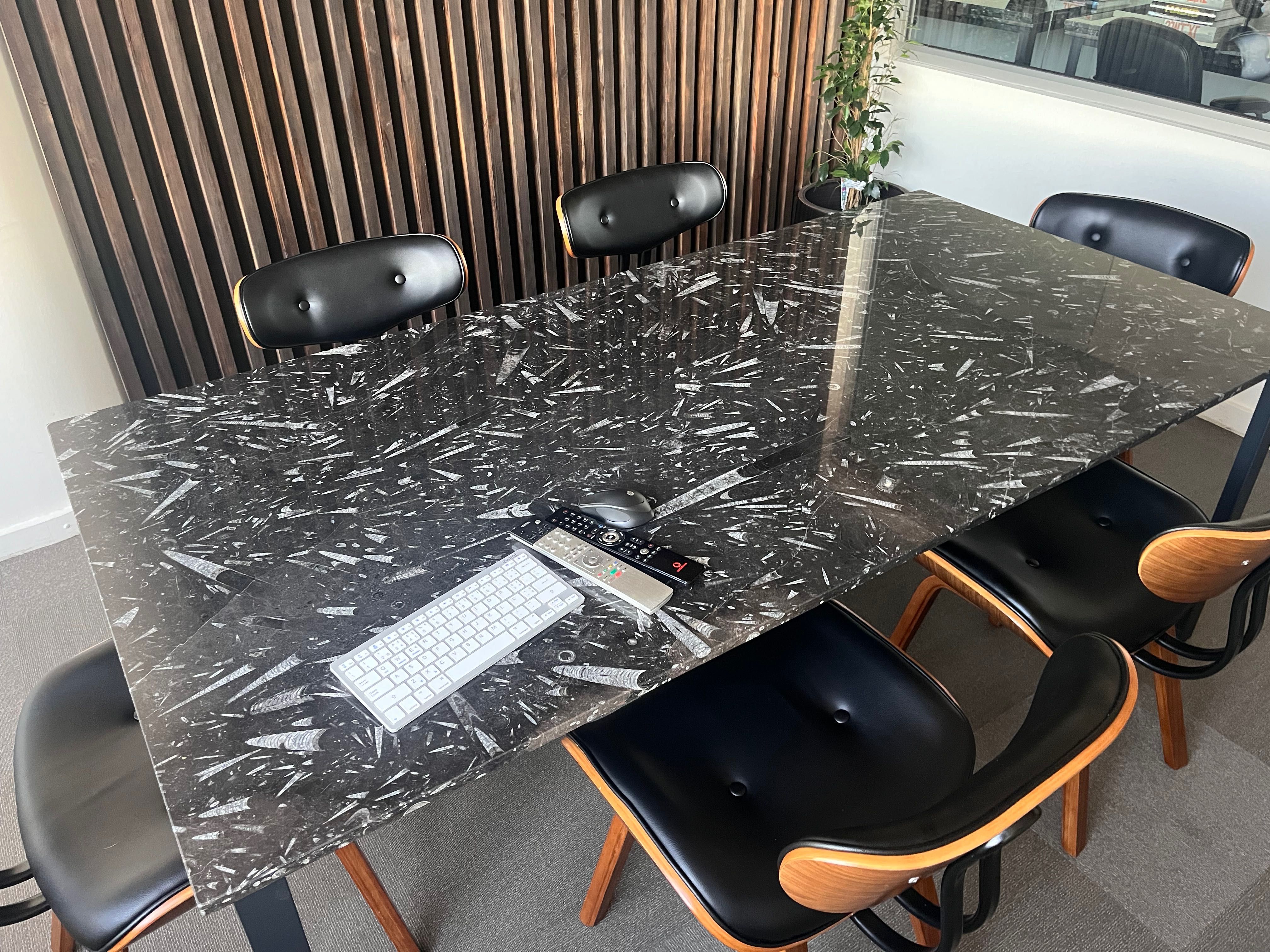 Mesa escritório em pedra e aço cinzento antracite