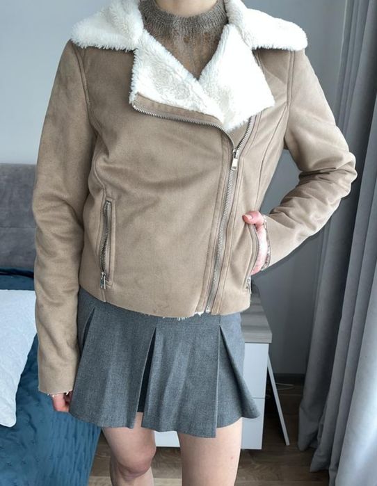 Продам укорочену курточку дублянку на розм S-M, або 42-44,