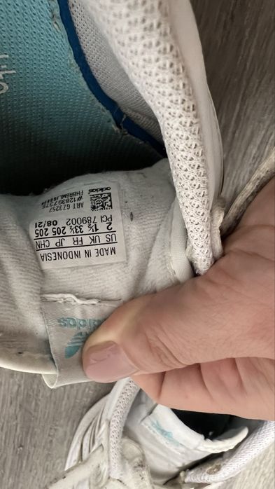Кросівки адідас adidas кросовки дитячі кросівки 33