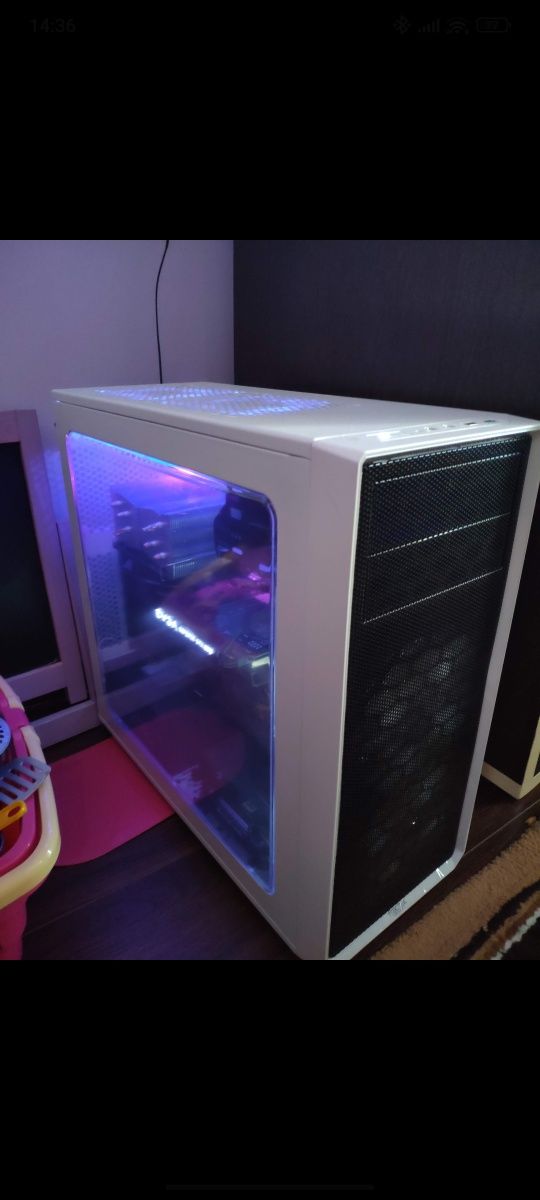 Ігровий комп'ютер i7 7700K, gtx 1070 8gb, озу 16gb.