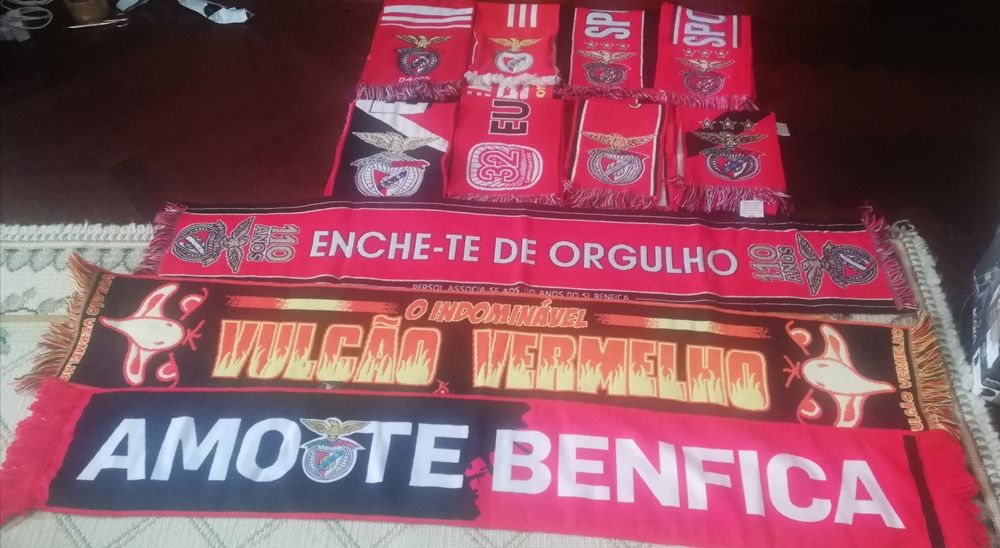 Lote de 11 Cachecois do Benfica