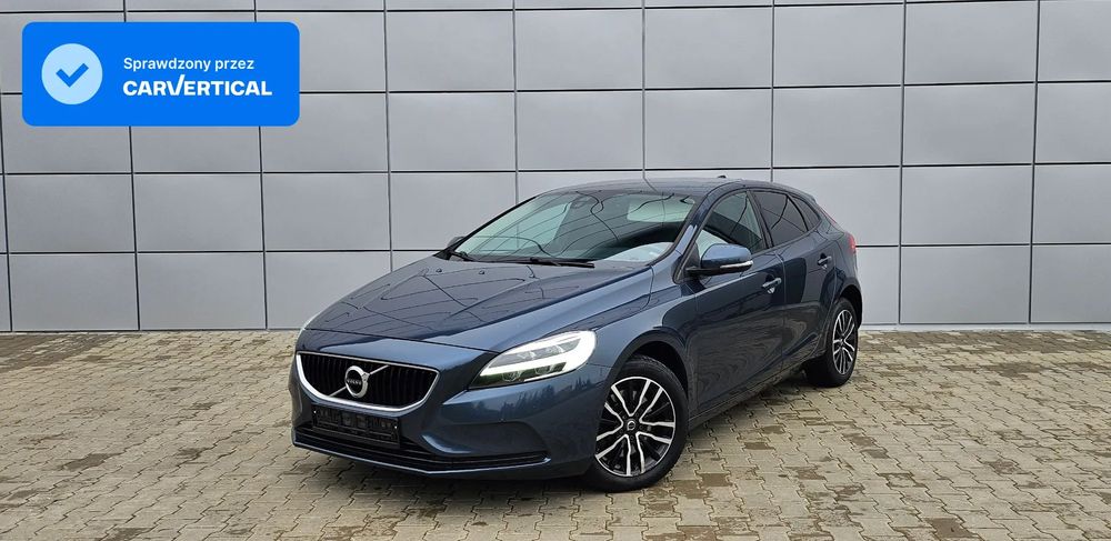 Volvo V40 T2 Black Edition Automat