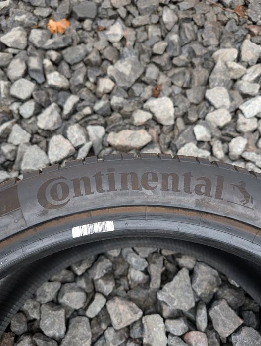 Комплект зимових шин Continental 255/40 R20 255*40 20 WinterContact TS