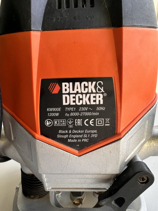 Фрезер Black & Decker KW900E 1200Вт