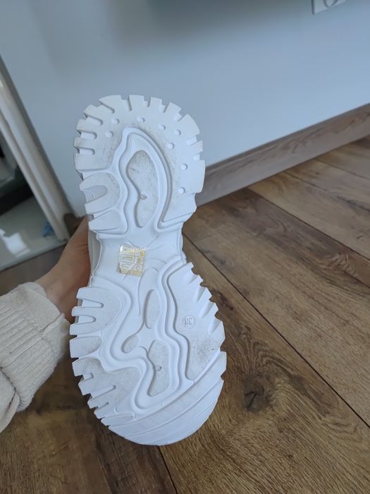 Adidasy białe, rozmiar 37
