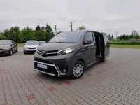 Wynajem aut 9-cioosobowych Toyota Proace, Renault Traffic