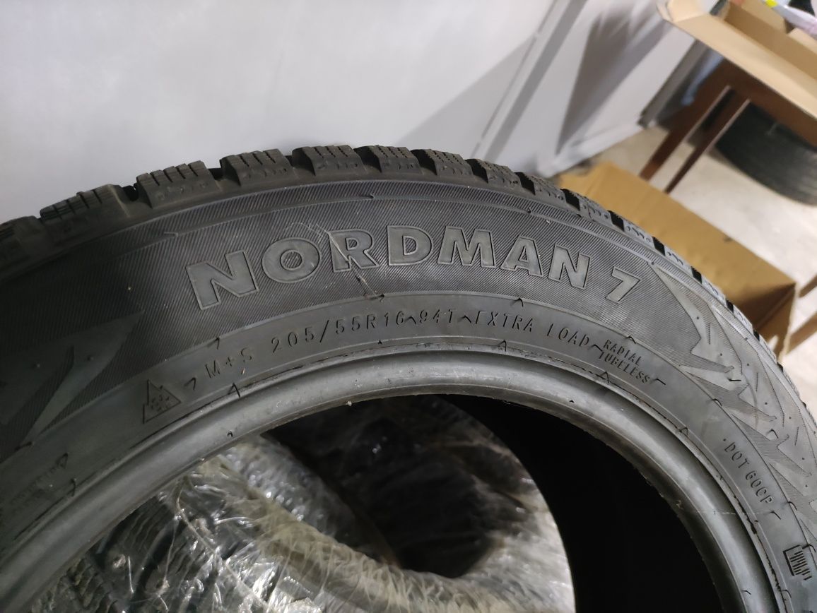 Шиповка 205 55 R16 Nokian Nordman7