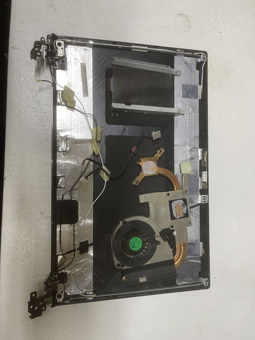 Pozostalosci po laptopie acer aspire v3-571g części laptop uszkodzony