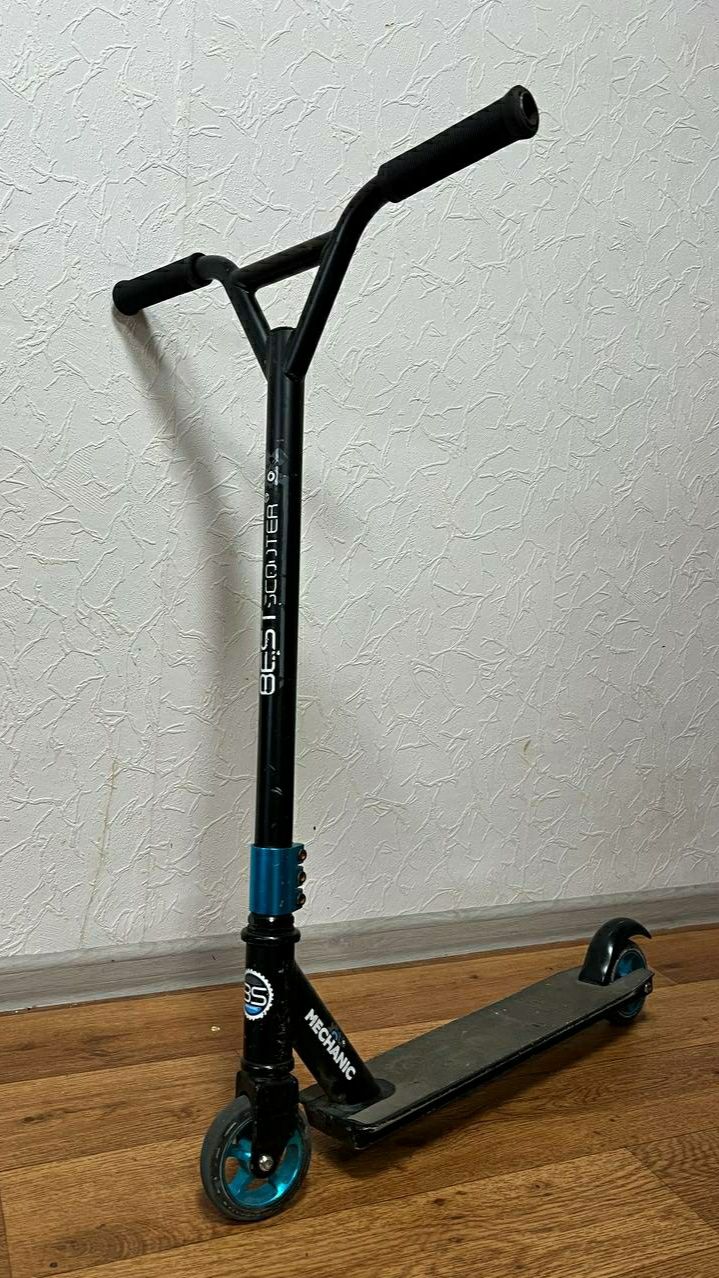 Трюковий самокат Best Scooter