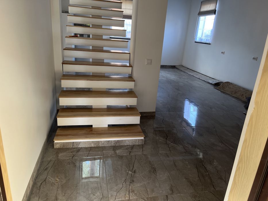 Продам СТО. м. Сарни. вул Ковельська 116