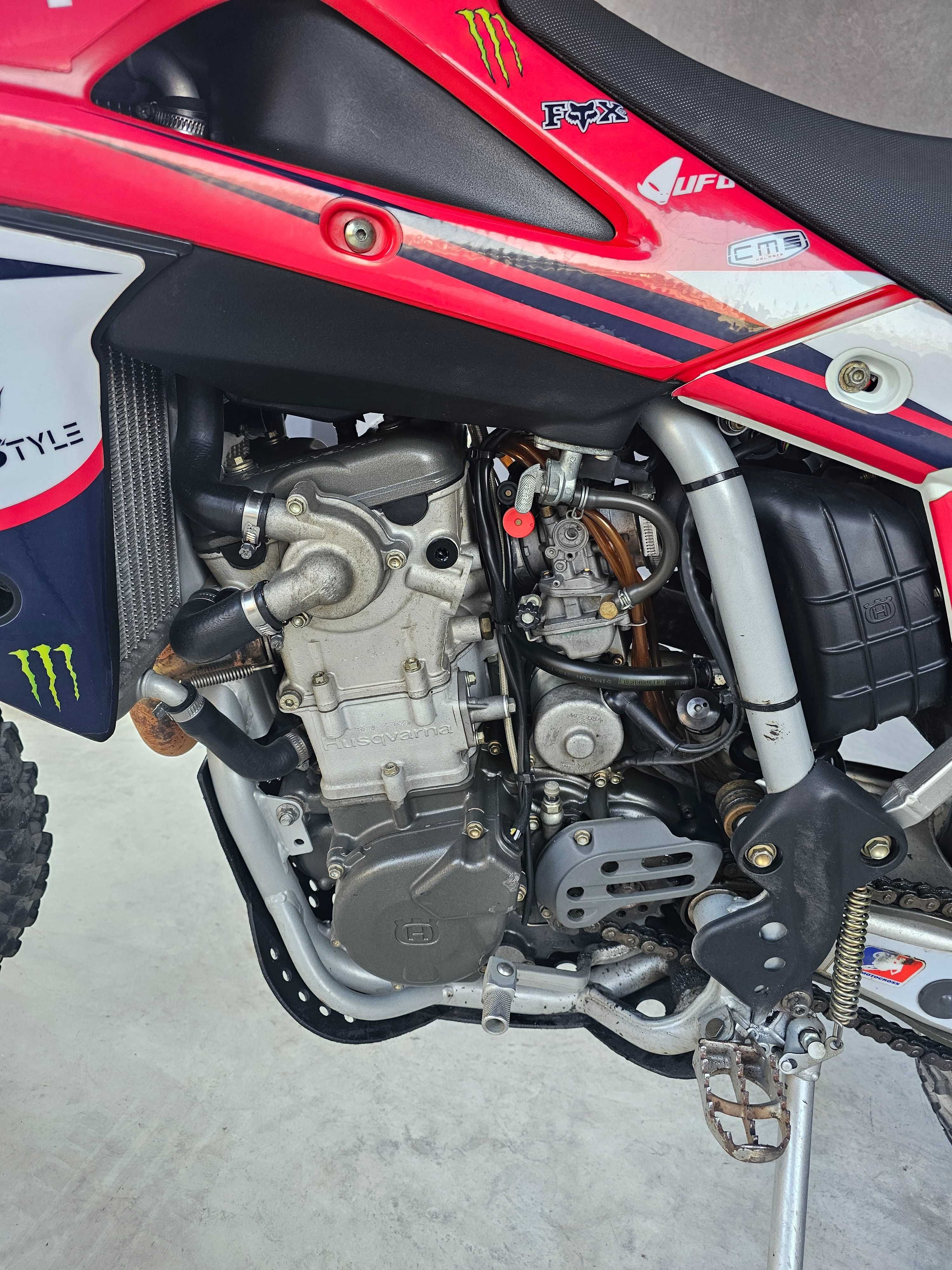Husqvarna TE 450 matriculada com motor de arranque
