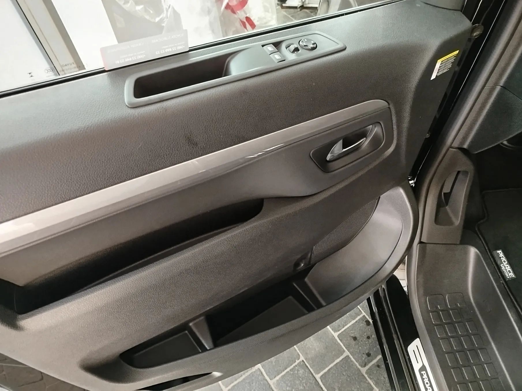 Toyota Proace Verso LONG 2,0_D4D177 8A/T Vip