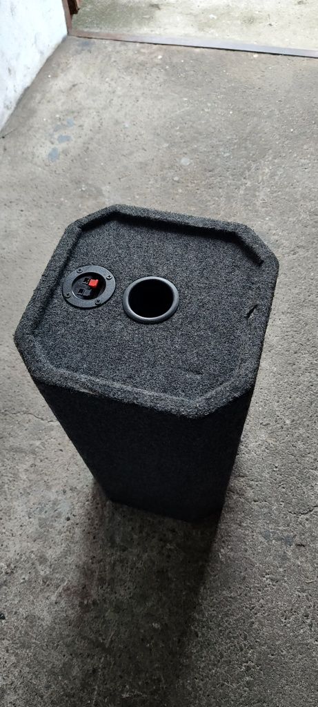 Tuba basowa, subwoofer