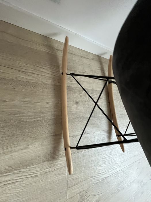 Fotel krzesło bujane welur