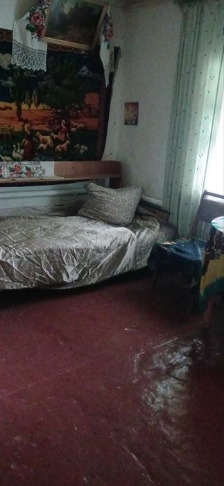 Продається будинок в с. Соснове, Черкаської обл. - 8000 у.о