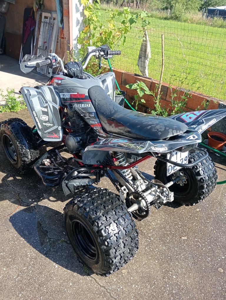 Moto Yamaha 350 raptor