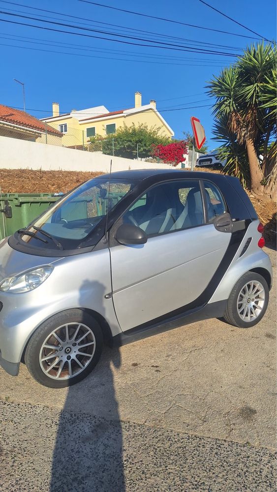 Smart fortwo cinzento