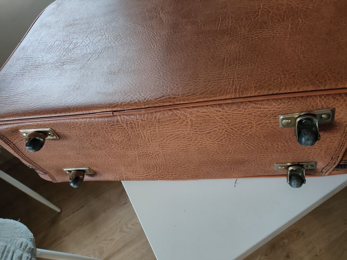 Dwie solidne walizki Vintage klasyk na kolkach SCHOWE Modell